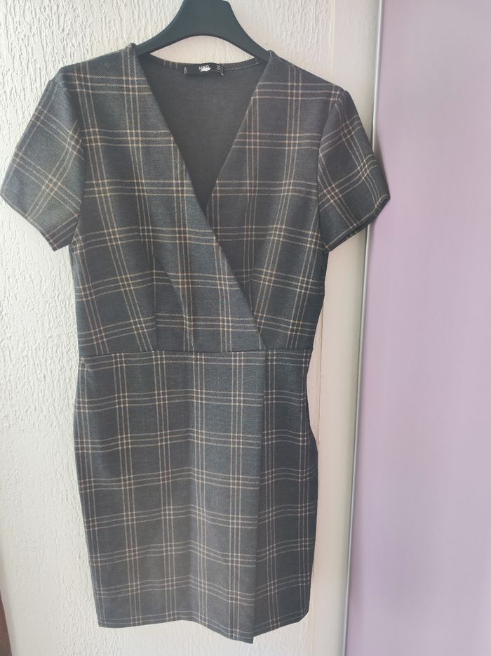 Robe manches courtes