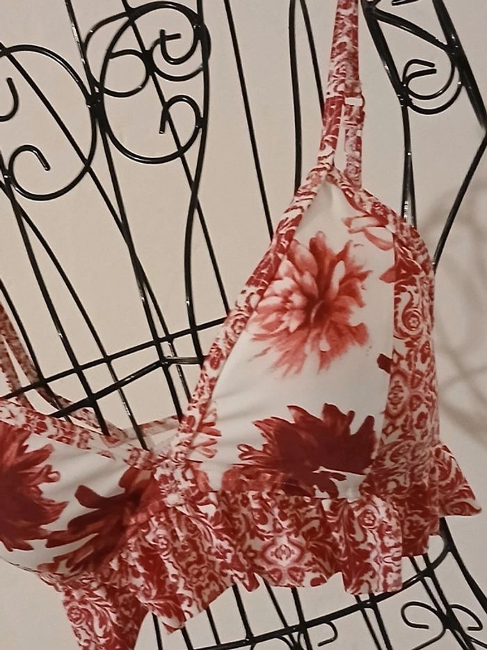 Haut de maillot de bain Neuf Taille 36 - photo numéro 2