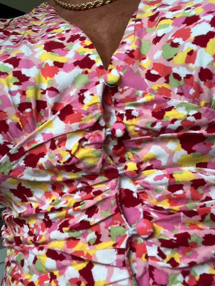 Jolie petite robe légère été taille 38 état neuf fleurs - photo numéro 4