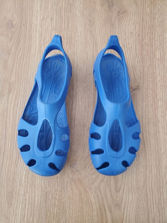 Sandales d eau pointure 32-33