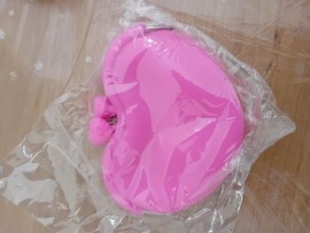 MINI PORTE MONNAIE EN SILICONE COULEUR ROSE NEUF