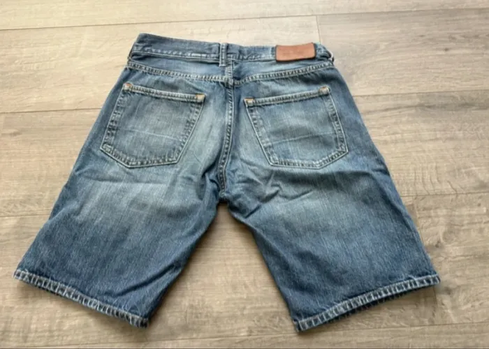 Short en jeans H&M homme S ou 36 - photo numéro 6