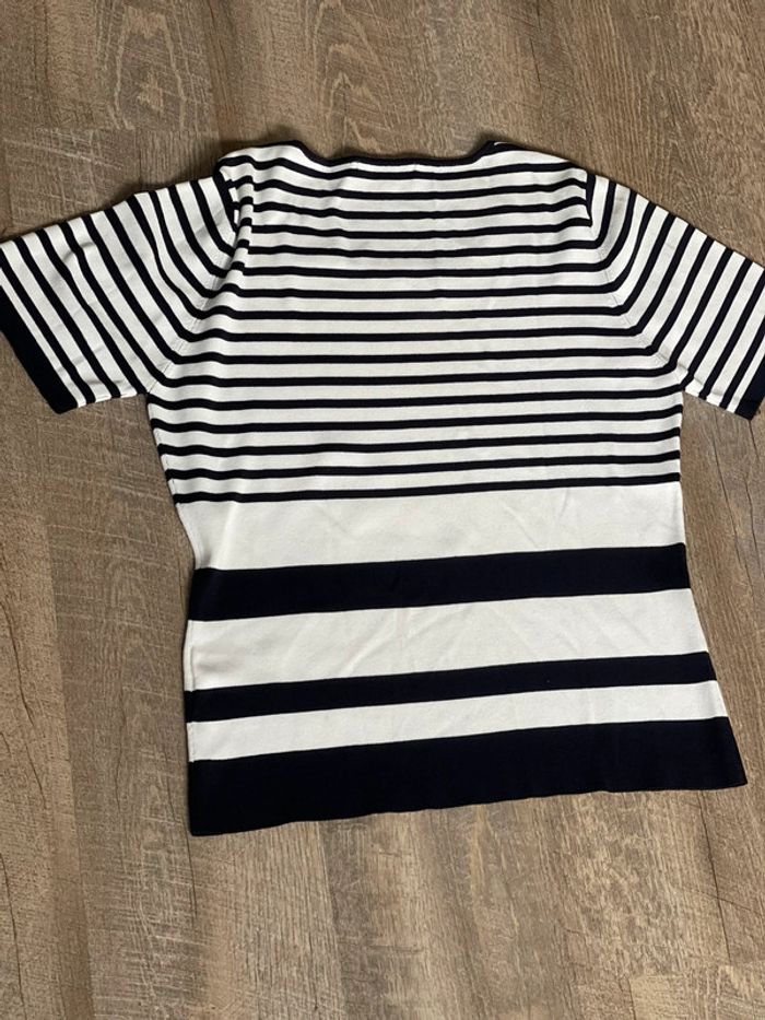 T-shirt TAille 3 - photo numéro 9