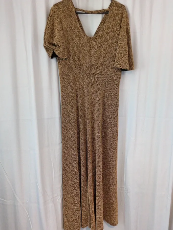 Robe dorée longue taille unique - photo numéro 3