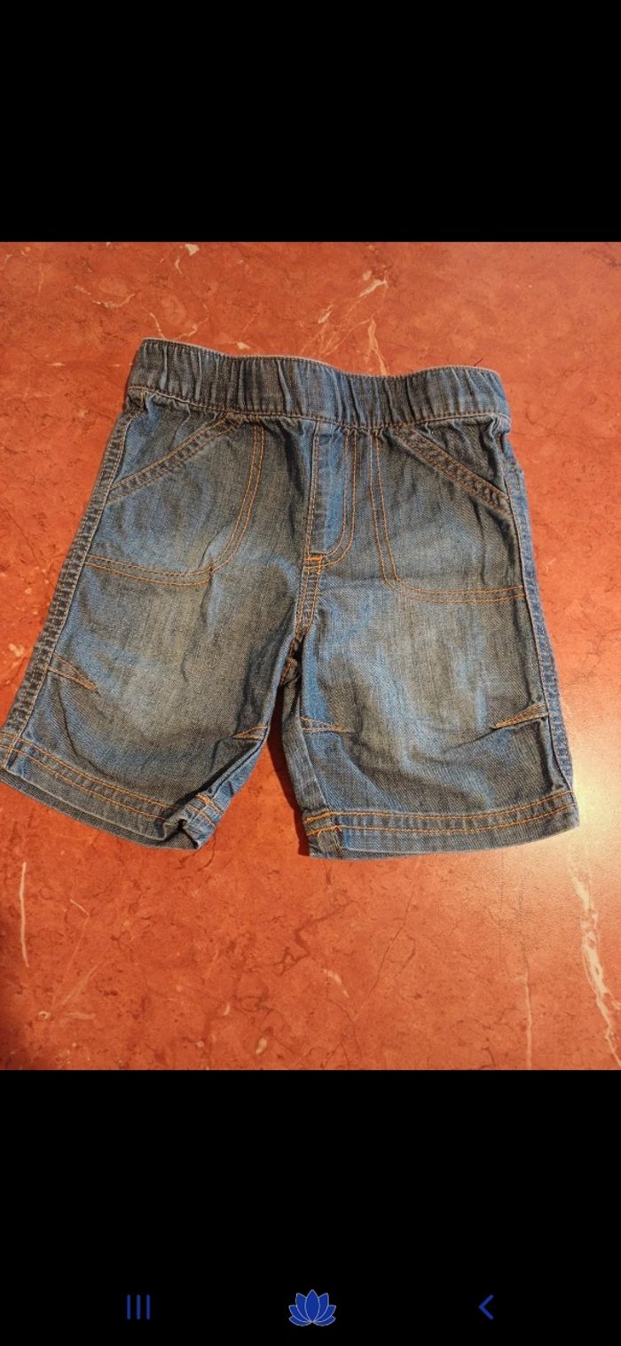 Short bébé taille 12 mois