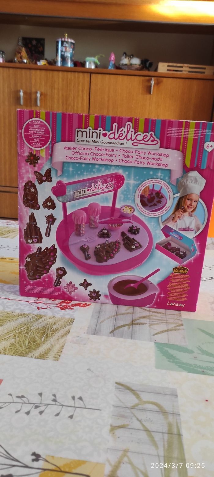 Atelier chocolat féerique Lansay 6 ans - photo numéro 2