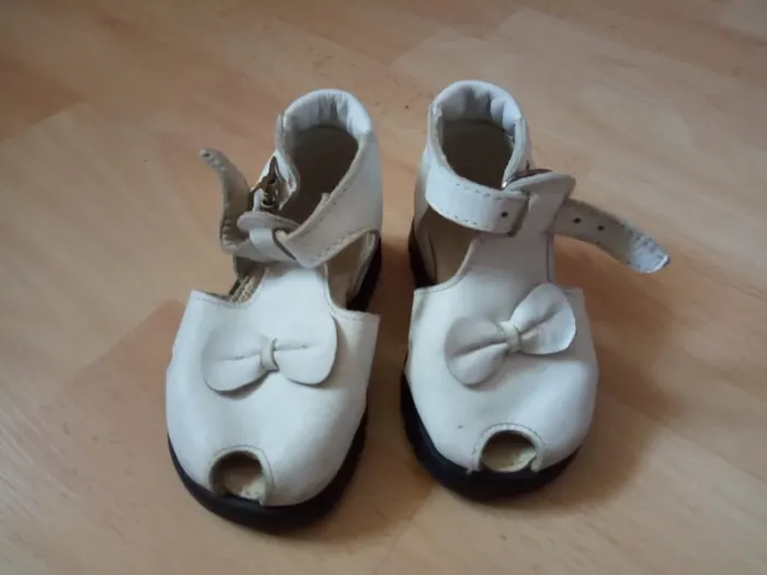 Chaussure 🔄 - photo numéro 2