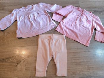 Lot 3 vêtements fille 6 mois