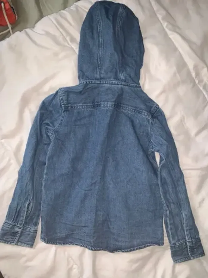 Veste/gilet en jean à capuche - photo numéro 2