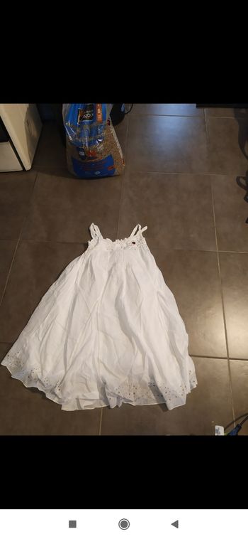 Robe catimini en très bon état 12 ans