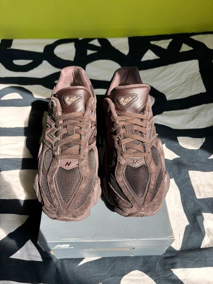 New balance 9060 Marron • taille 40,5 - photo numéro 5