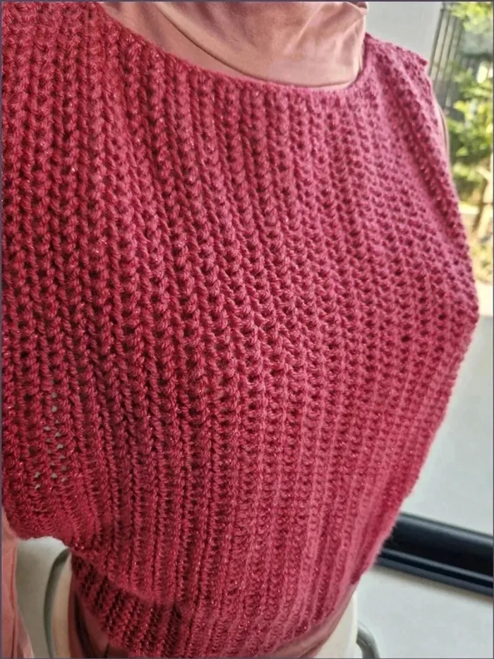 Pull en maille framboise - Taille S/M - Eternas Nouidades - photo numéro 2