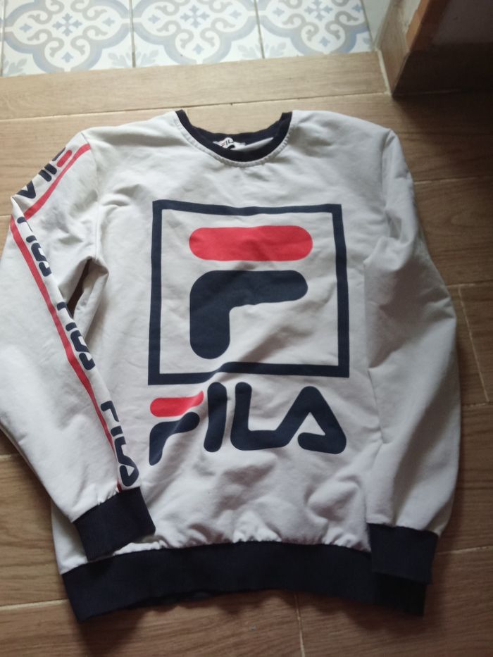 Pull sweat Fila taille M