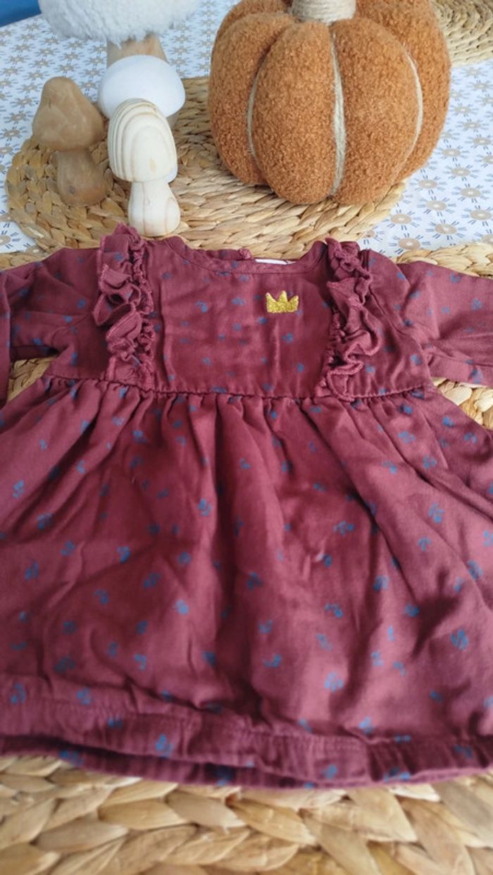 Robe 6 mois - photo numéro 2