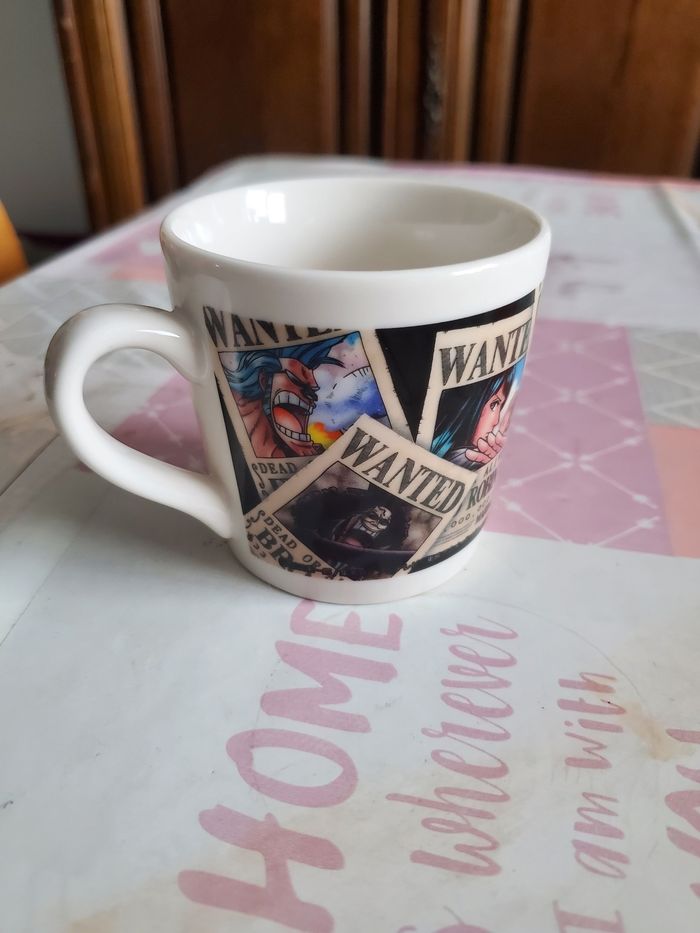 Tasse one piece