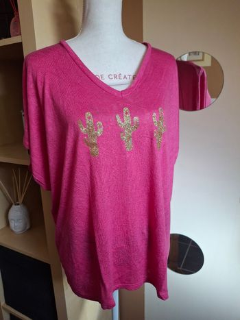 T shirt rose fushia cactus doré etat neuf