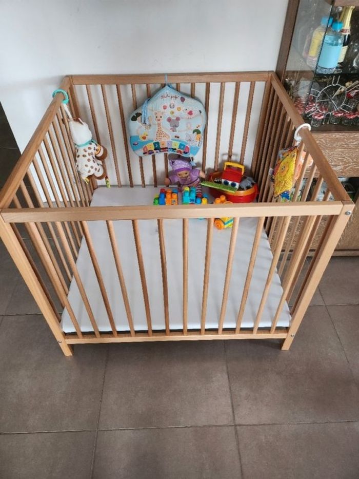 Parc en bois 3 niveaux + tapis réversible