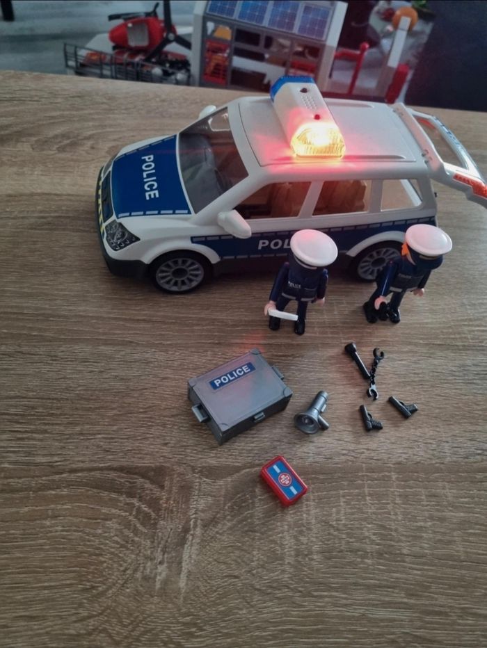 Vend playmobil police sans carton - photo numéro 2