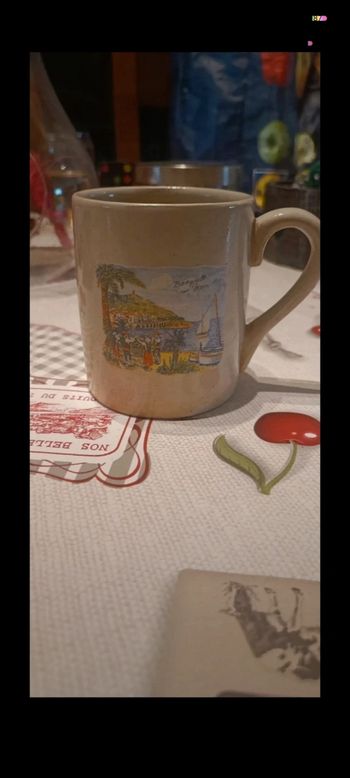 Tasse brune