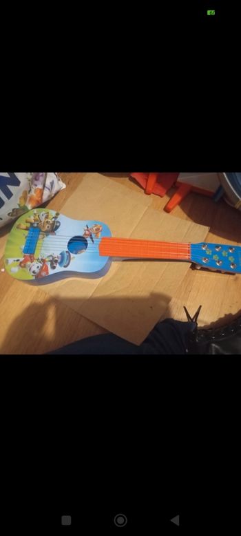Guitare pat patrouille