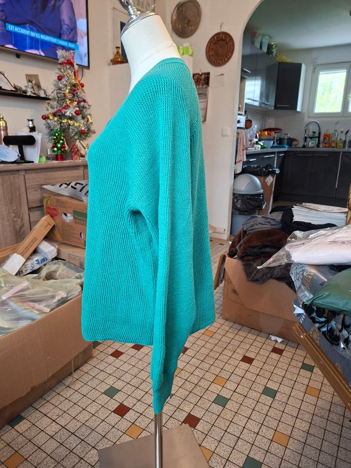 Pull vert femme neuf taille 42,marque halara prix 8 euro - photo numéro 2