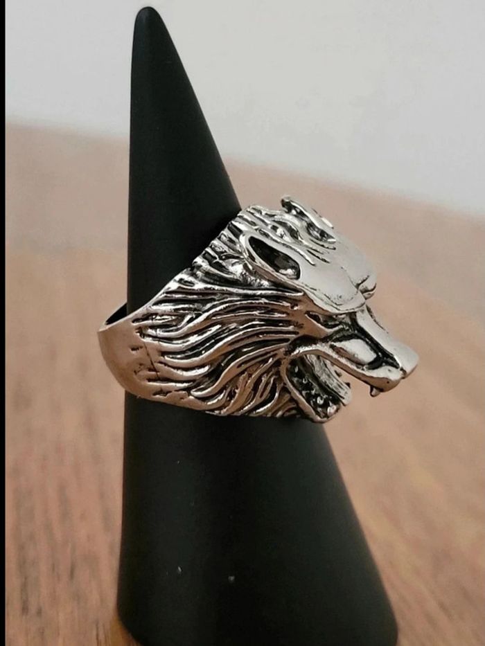 Bague tête de loup argentée – anneau tribal homme – style biker sauvage Taille 7 17.3 mm - photo numéro 3