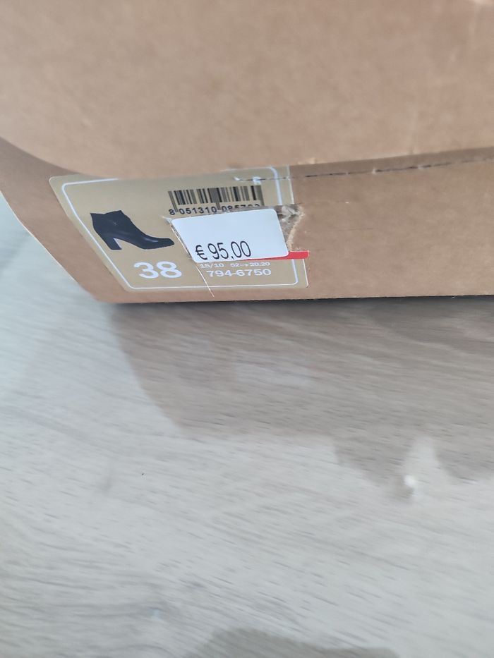 Bottines cuir femme t.38 neuves - photo numéro 4