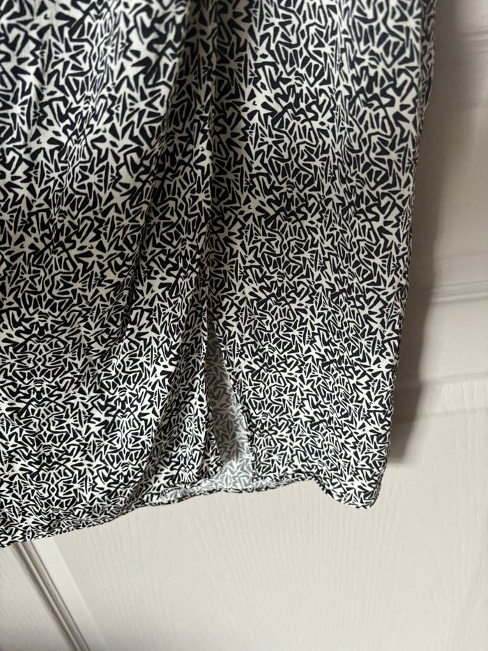 Robe longue noir et blanche - photo numéro 2