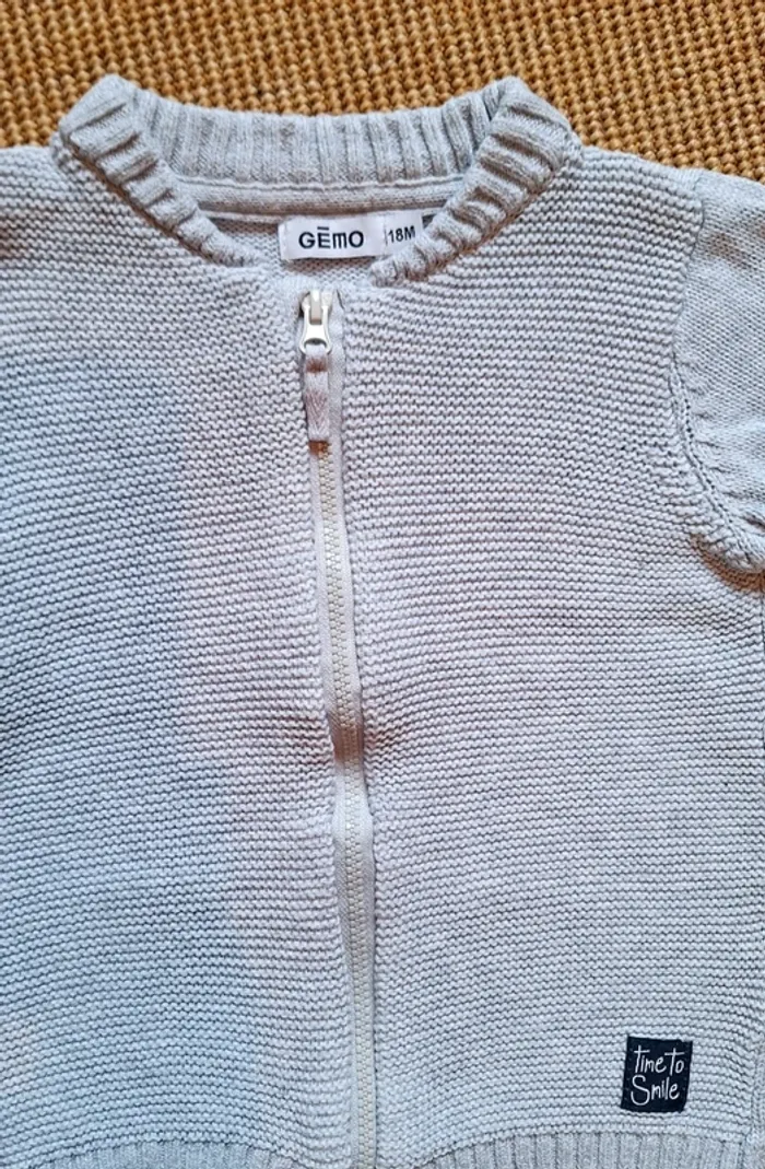Gilet zippé garçon en 18M neuf - photo numéro 2