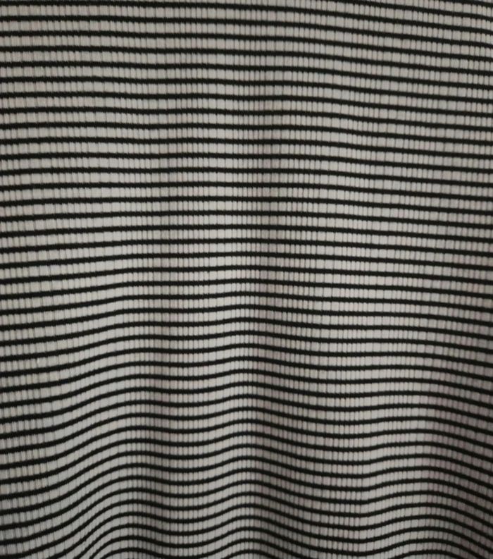 Haut rayé noir et blanc – Manches longues – Col montant – Taille L – Kiabi - photo numéro 2