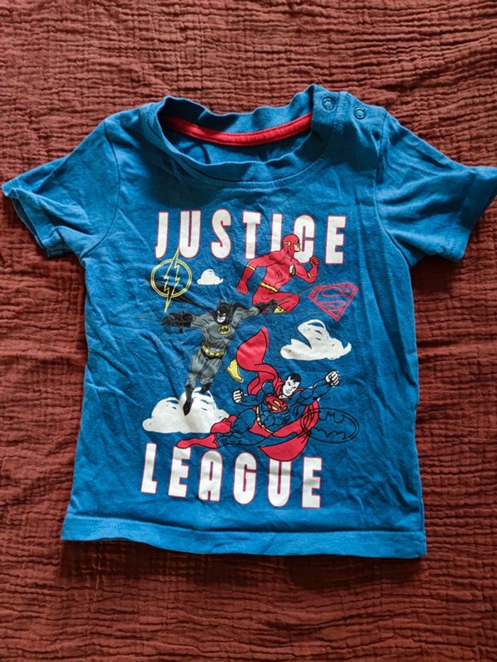 Ensemble t-shirt et short bleu Justice League T.6 mois - photo numéro 3