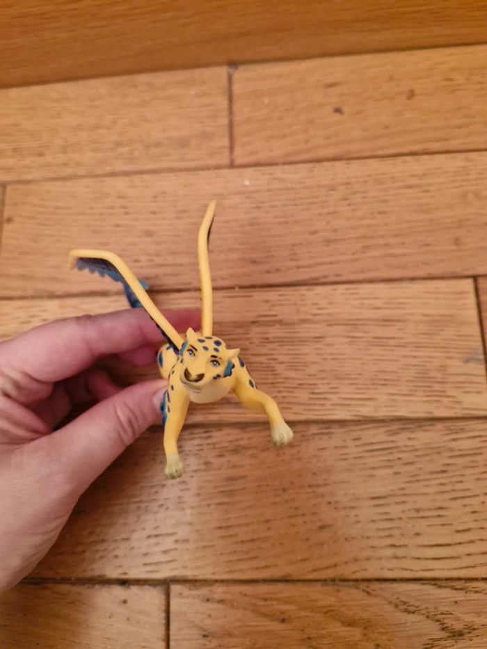 Figurine Elena d'Avalor - photo numéro 2