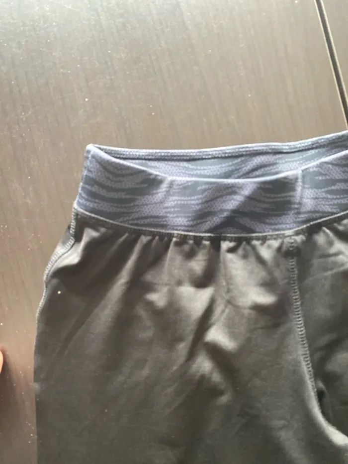 Legging pantacourt neuf taille T38 - photo numéro 2