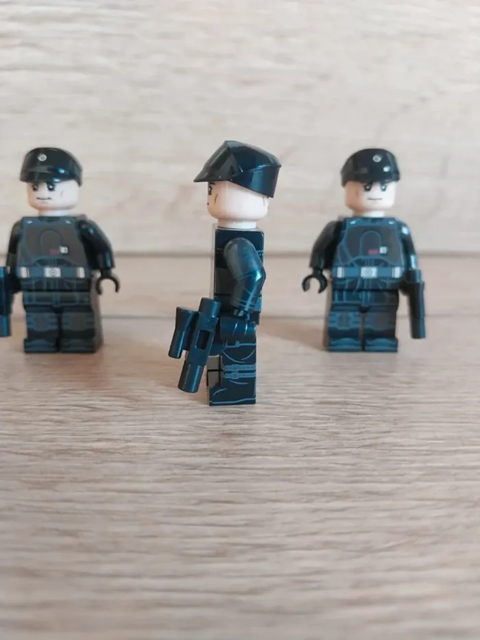 Figurines type lego 4 Impérial security officier stormtroopers star wars - photo numéro 3