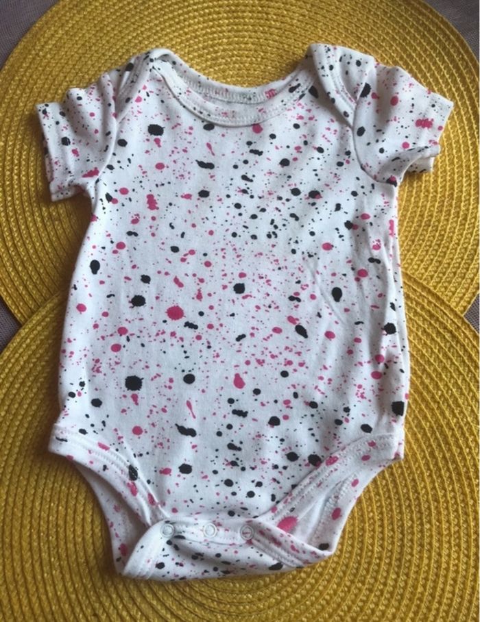 Lot bodies contact baby fille 3-6 mois - photo numéro 3