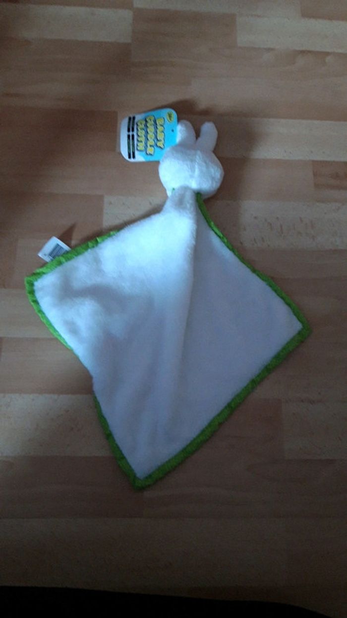 Doudou lapin hochet neuf - photo numéro 3