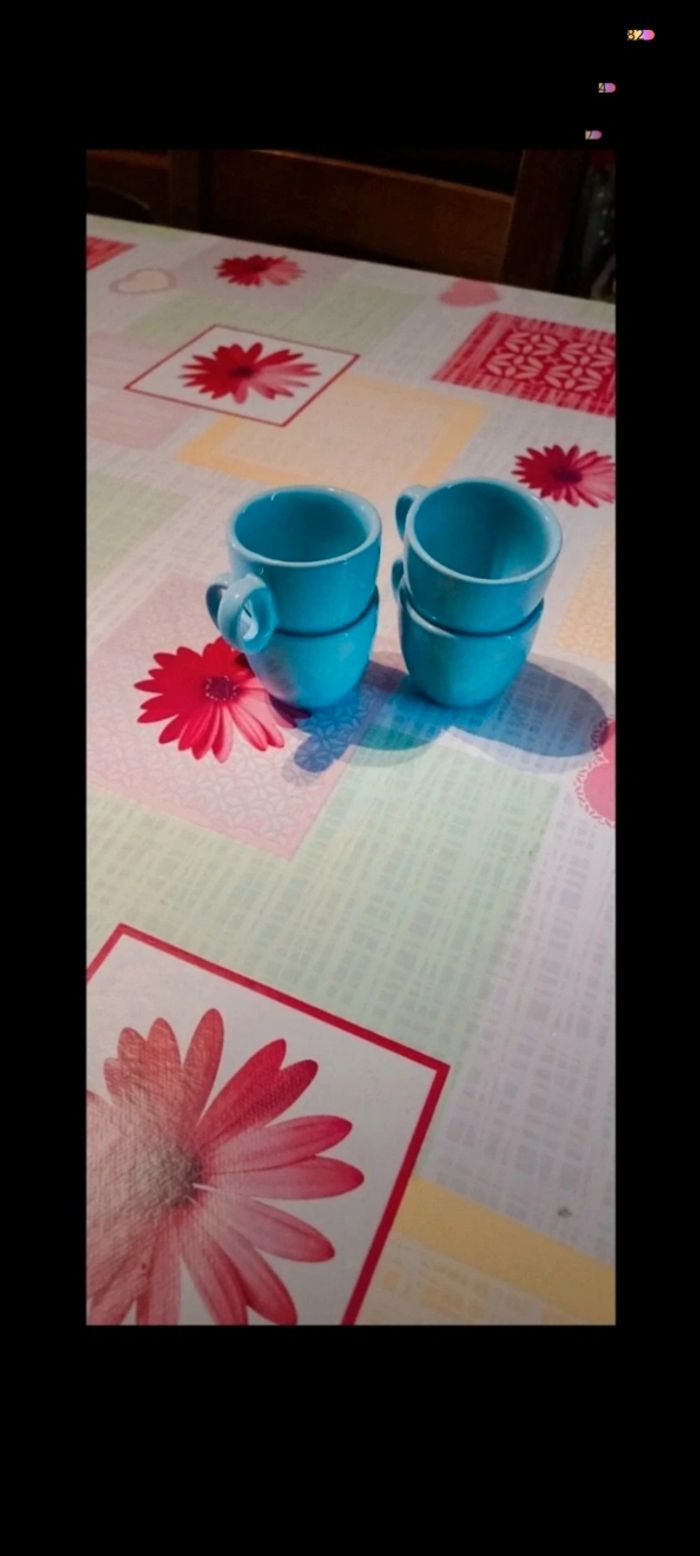 Mini tasses bleu - photo numéro 2