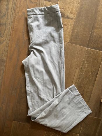 Pantalon droit gris rayé blanc Stradivarius t.36 TBE