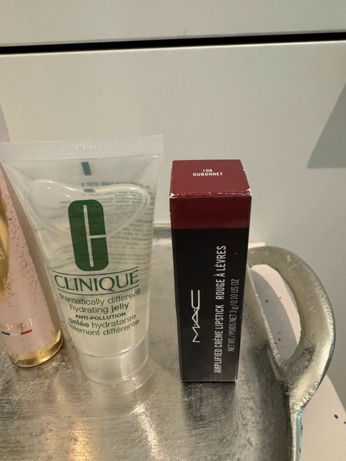 Lot produits beauté - photo numéro 3