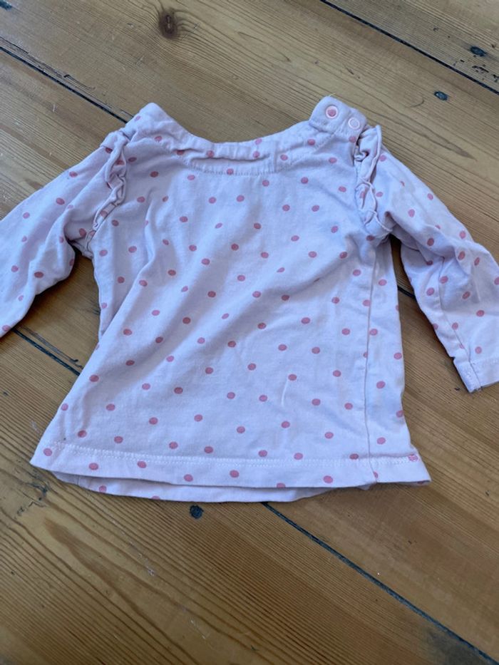 T-shirt à pois rose