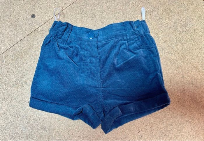 Short en velour neuf