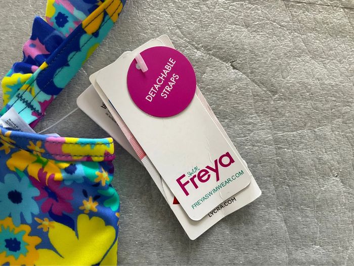 Haut maillot Freya multicolore neuf - photo numéro 3