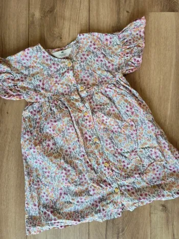 Robe H&M 4.5 ans