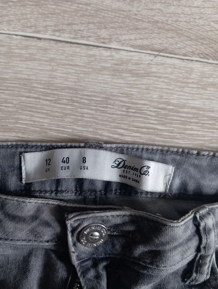 Jean slim femmey - photo numéro 3