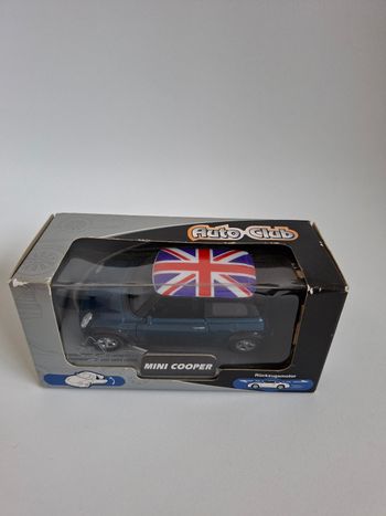 Mini Cooper  - toit drapeau anglais  - bleu 