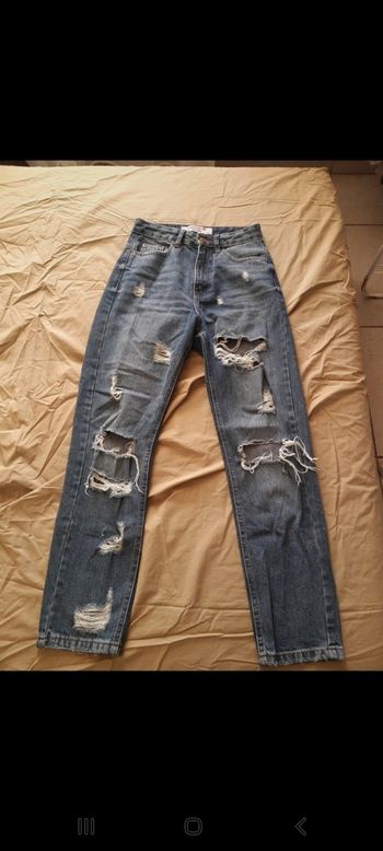 Jeans à trous