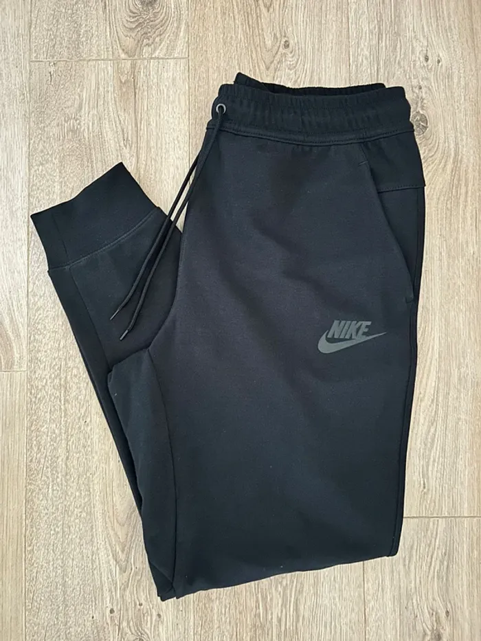 Pantalon de Jogging Sportswear Tech Essentials Nike Taille M - photo numéro 10