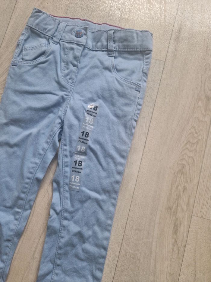 Jeans Kiabi NEUF - photo numéro 3