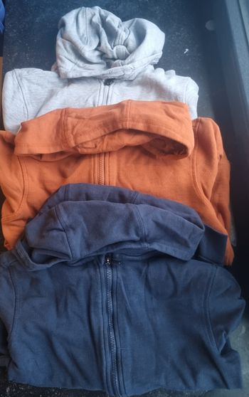 Lot de gilets à capuche 