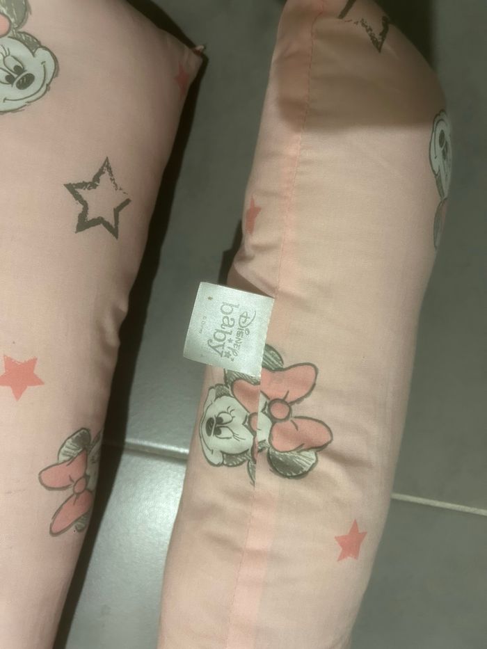 Tour de lit bébé/ enfant Minnie neuf - photo numéro 2